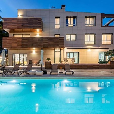 Apartmán 5 Stelle Piscina, Jacuzzi, Wifi - 2 Min Dal Mare Miami Playa Exteriér fotografie