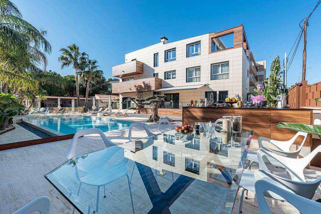Apartmán 5 Stelle Piscina, Jacuzzi, Wifi - 2 Min Dal Mare Miami Playa Exteriér fotografie